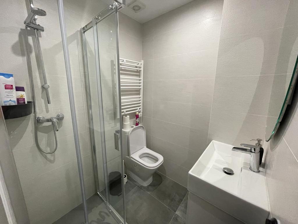 Habitacion Privada En El Centro De Bilbao Exterior photo